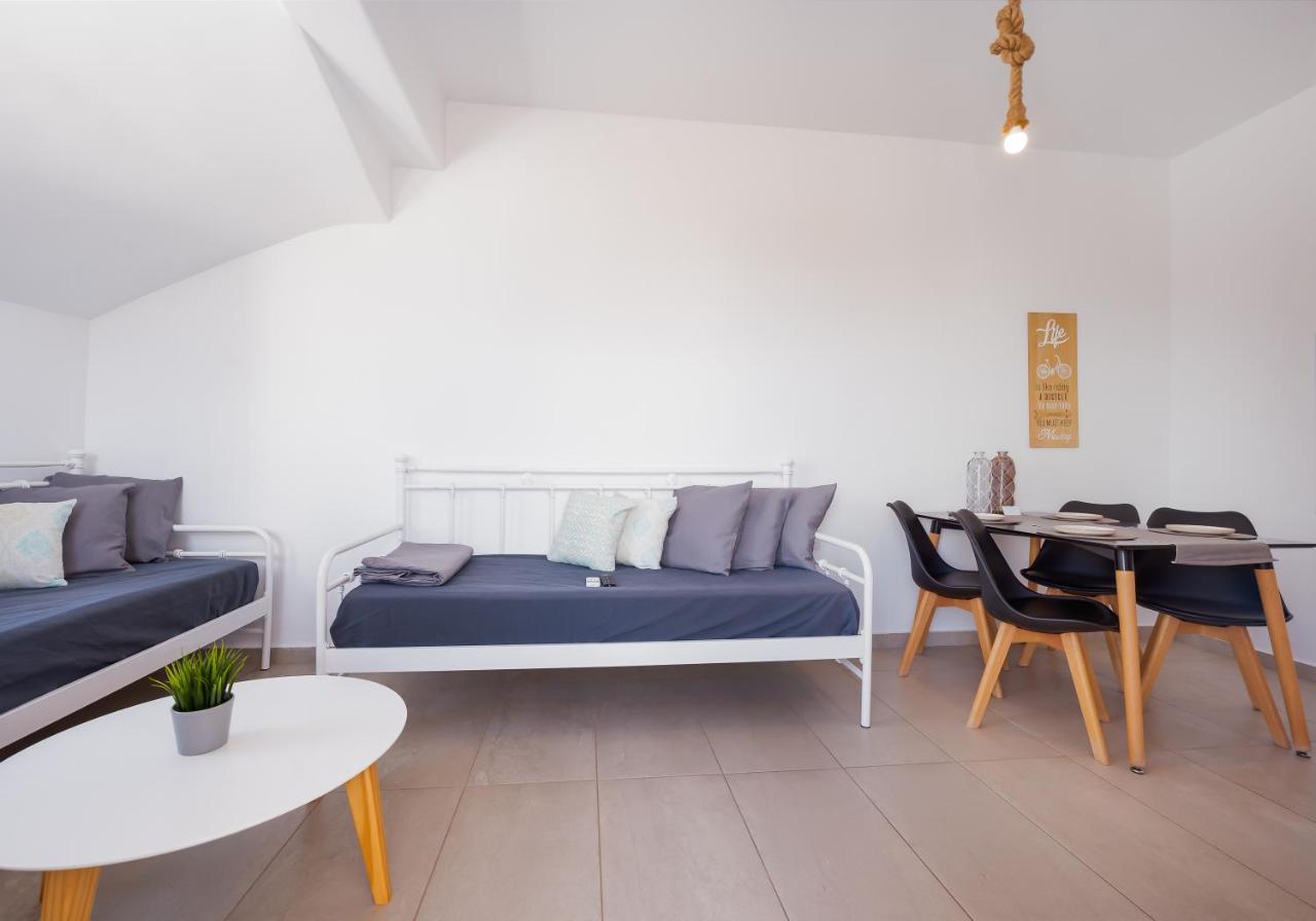 Anzuelo Apartments Megalochori  Εξωτερικό φωτογραφία